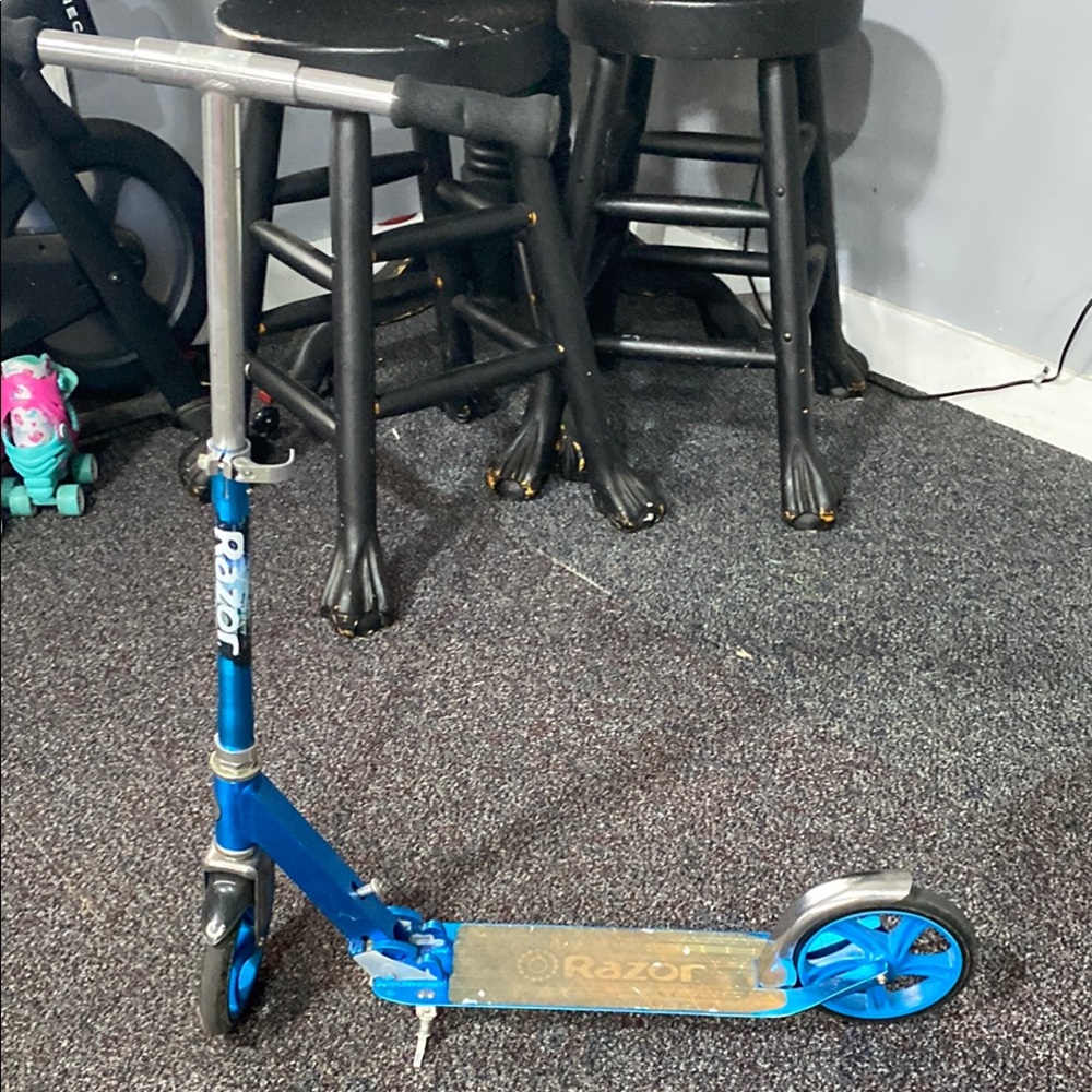 Razor Blue Kick Scooter for Kids